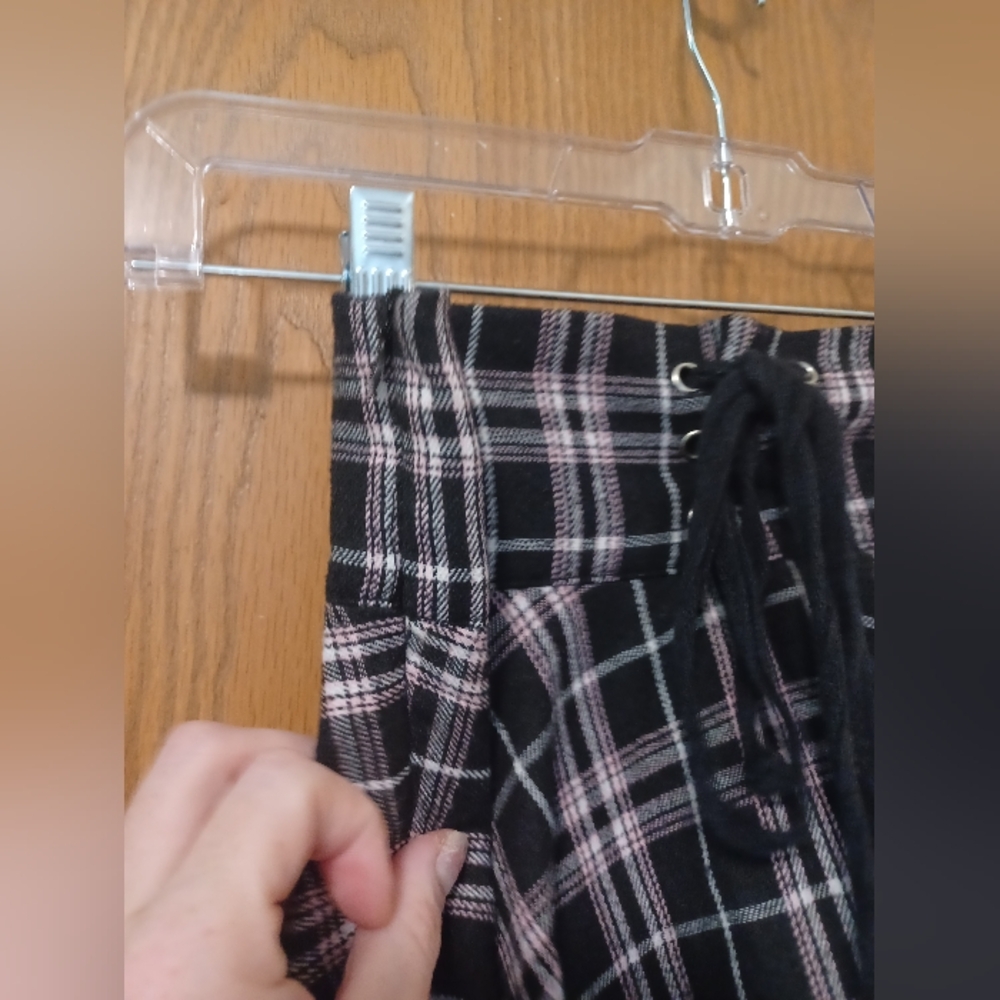NWOT high waisted tartan print mini skirt - Picture 3 of 6